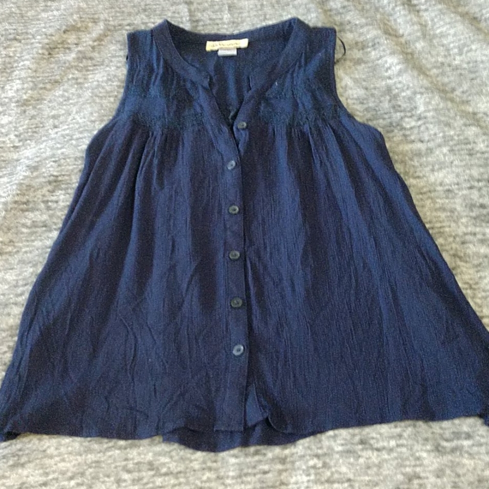 NWOT Sleeveless Blouse